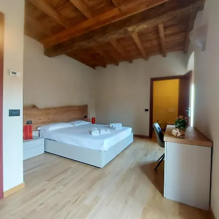 Il Carro - Centro, Tribunale, Ospedale 3*